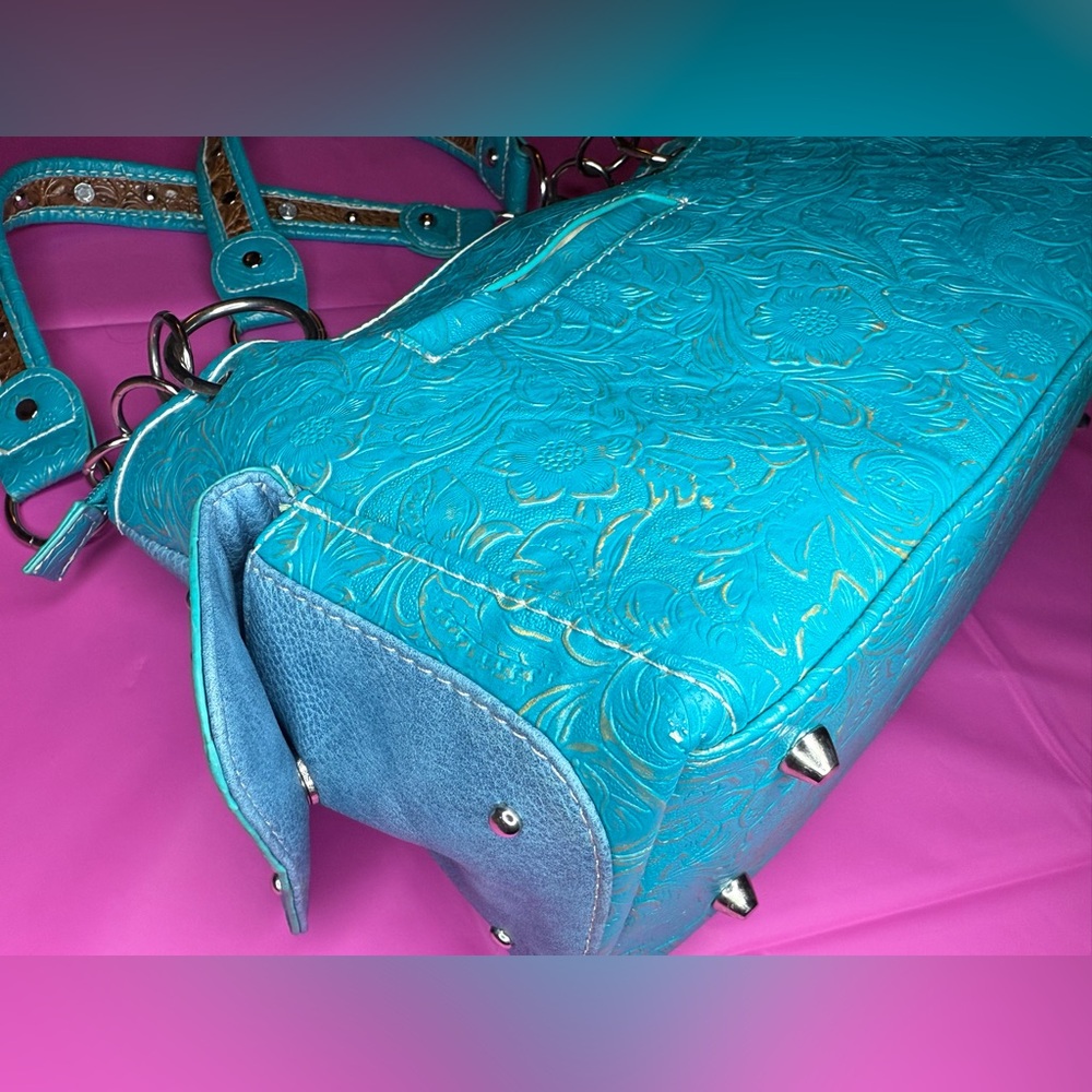 โจ๐ COWGIRL TRENDS Gold Silver Blue Buckle Studded & Jeweled Shoulder Purse Bag - Picture 15 of 17